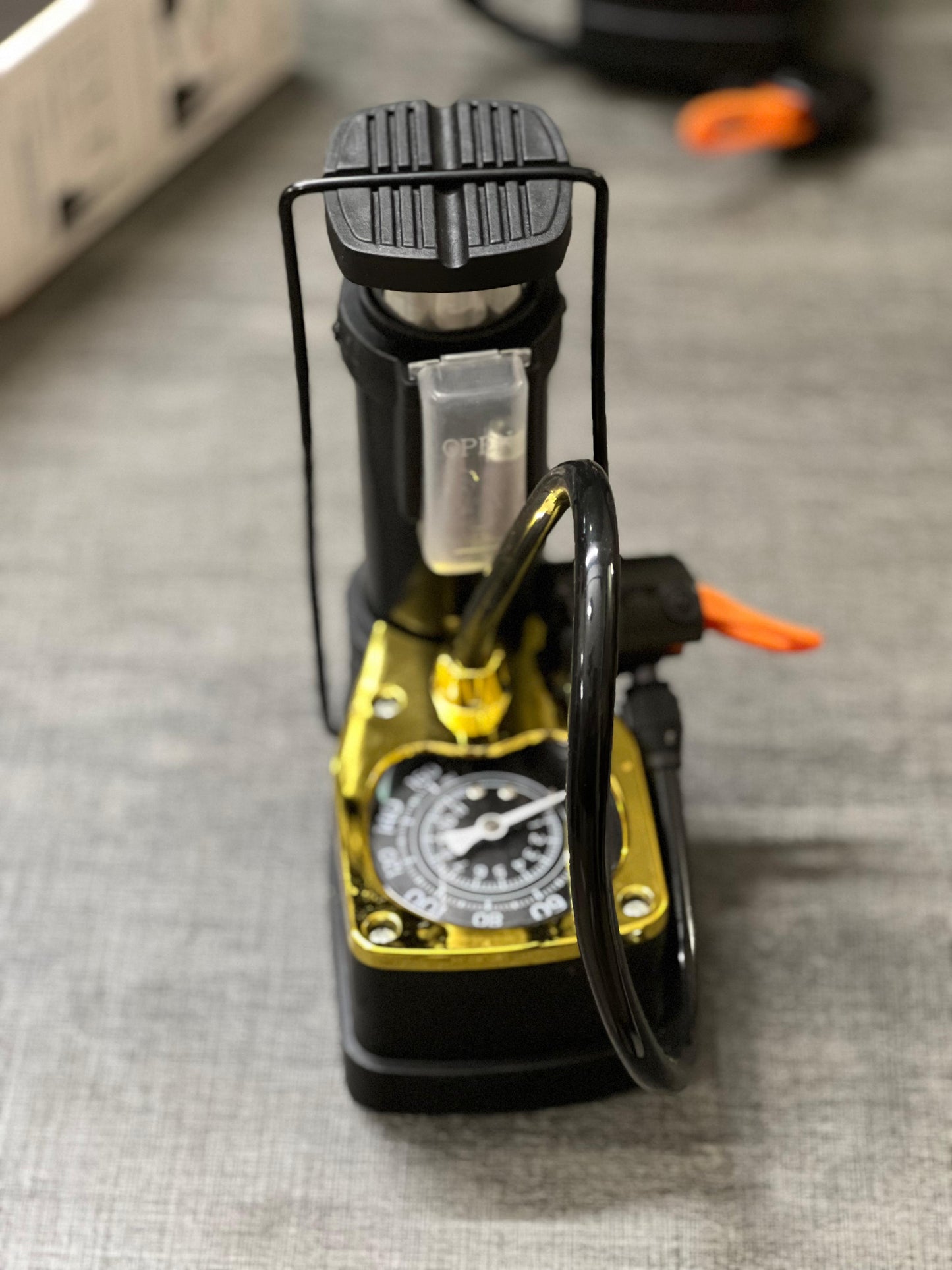 High-Pressure Foot Pump with Gauge